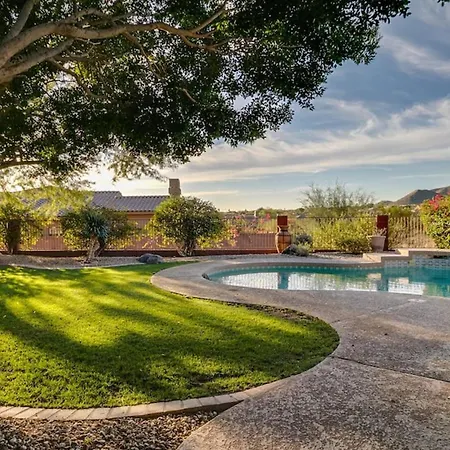 North Scottsdale Sanctuary W Htd Pool And Views Villa